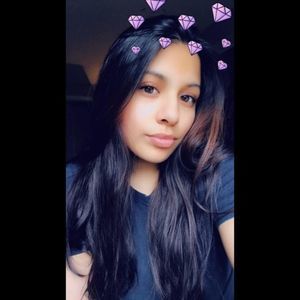 Meet your Posher, Hellen